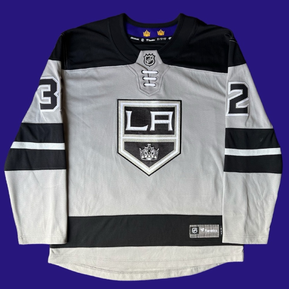 LA Kings Hockey Jersey - 32 QUICK